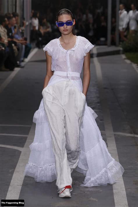 Grace Elizabeth Nude Sexy Collection Photos Video Onlyfans Leaked Nudes