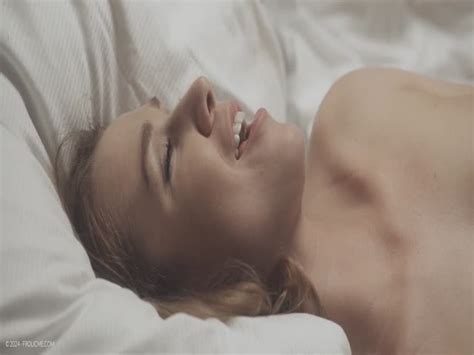 Alexis Crystal Room Service Videos Trendy Porn Movies Tube