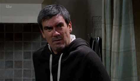 Emmerdale fans shock as Cain Dingle confesses to being a paedophile ...