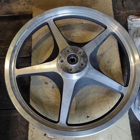 1. Крышка бензобака оригинальная!!! Made in USA, с обратным клапаном ...