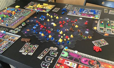 Игры настольные на 2 игрока: Настольные игры для двоих взрослых