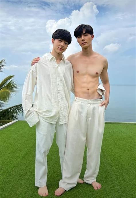 Pin By Strawberry On Zeenunew Actors Cute Gay Couples Gmmtv Actors