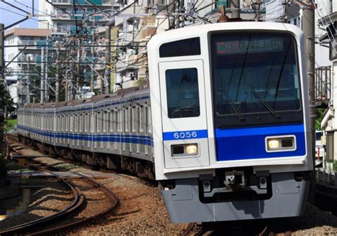 西武鉄道 西武6000系電車 6056 白楽駅 鉄道フォト・写真 By Kazoo8021さん レイルラボraillab