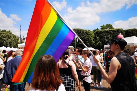 Parcours spectacles Tout savoir sur l édition 2023 de la Pride à Lille