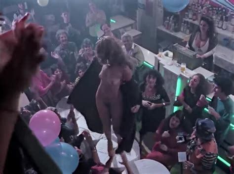 Nude Video Celebs Silvia Bandeira Nude Bar Esperanza 1983