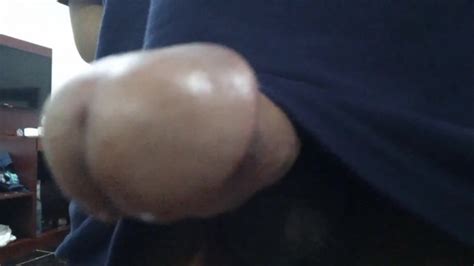 德西巨大的大鸡巴抽搐 Pornhub Gay