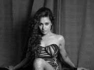 Yuvika Chaudhary Nude Pics Videos Sex Tape