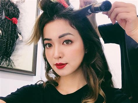 Loạt gái xinh phá tan định kiến sinh viên trường Y chỉ toàn đầu to mắt cận hy vọng gì có hot girl