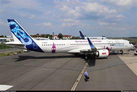 F WXLR Airbus Industrie Airbus A321 253NY Photo By WalAndPl ID