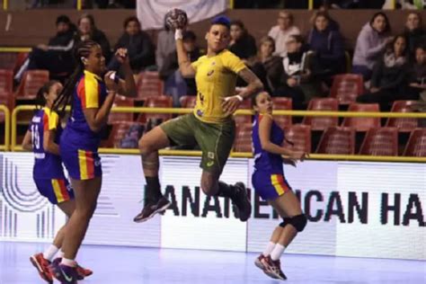 Seleção feminina de Handebol vence a Colômbia no Pan Americano