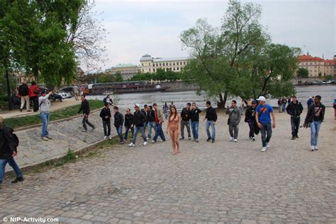 Monalee Nude Public Prague Nip Activity