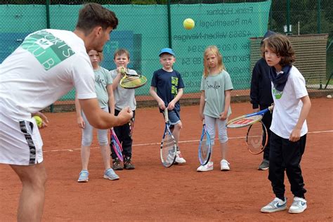 Neviges Ferienspaß für Kids auf dem Tennisplatz