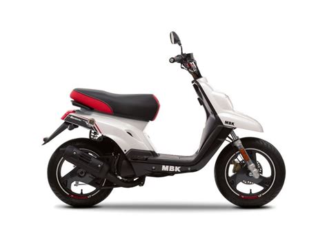 Scooter Neuf MBK BOOSTER NAKED 13 Pouces 50cc Vente Scooter La Seyne Sur Mer Toulon L