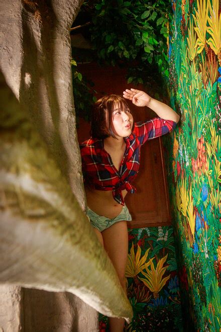 MMTN Dino Girl Jurassic Girl 062 Porn Pic