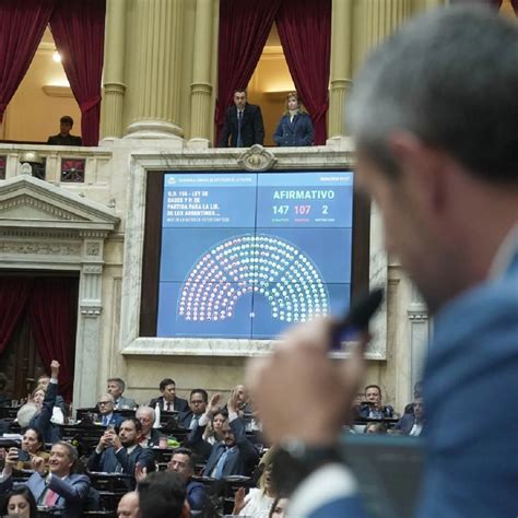 Sandra Echeverr A Pos En Bikini Para Responder A Sus Cr Ticos No Soy Perfecta Pero Celebro