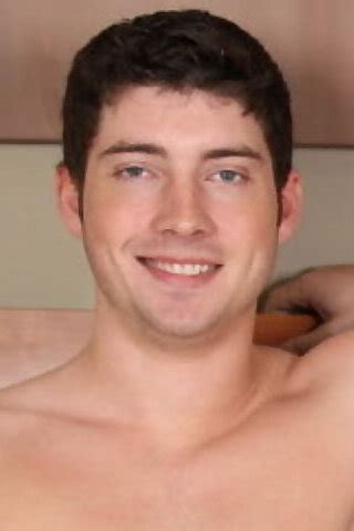 Kent Raw Gay Pornstar BoyFriendTV