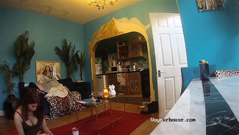 Lantaland Hot Babe Looking Sexy On A Bodysuit While Stretching