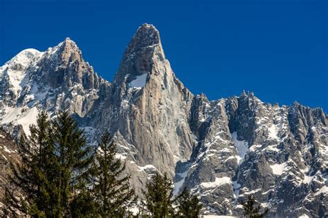 El Des Drus Y Aiguille Verte De Aiguilles Se Fue En La Cordillera De