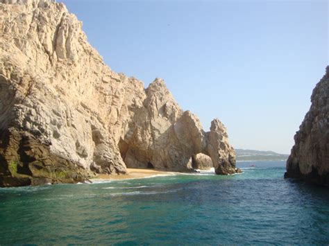 When is the Best Time to Visit Cabo? Check it out!