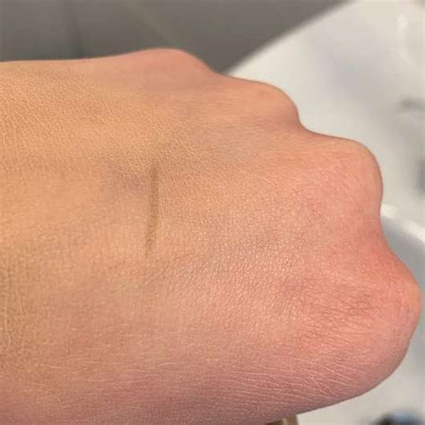 Test Augenbrauenstift Puder Creme Essence Micro Precise Eyebrow Pencil Farbe Blonde