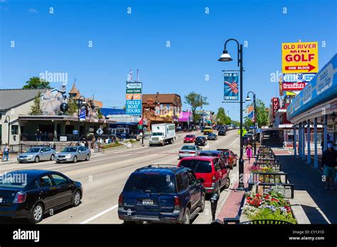 Broadway (Main Street) in the popular resort of Wisconsin Dells ...