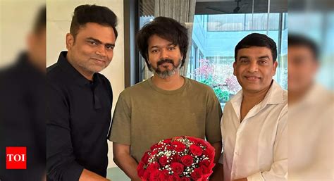 Dil Raju And Vamshi Paidipally Meet Vijay To Thank The Varisu Actor