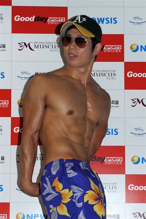 Queen of Seoul busankim 해운대 비키니 콘테스트 Haeundae Bikini