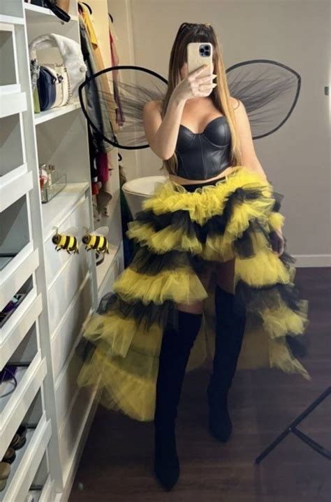 Pin On D I S F R A C E S Hot Halloween Outfits Halloween Costume Outfits Halloween Outfits