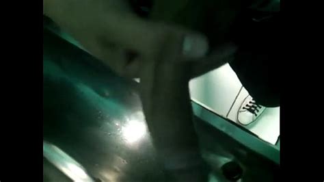 Vídeos de sexo gay amador no banheiro público Videos Porno Gay Sexo Gay