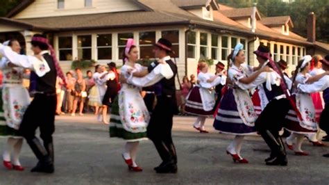 Traditional Hungarian Folk Dancing Youtube