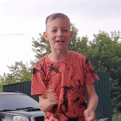 Макс Волк (Maks Volf) Lyrics, Songs, and Albums | Genius