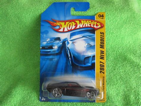 3 69 FORD MUSTANG 1 64 selten Hot Wheels Neu und originalverpackt in Emmenbrücke für CHF