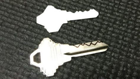 How To Make A Diy Lock Pick Set From A Windshield Wiper Lock Pick