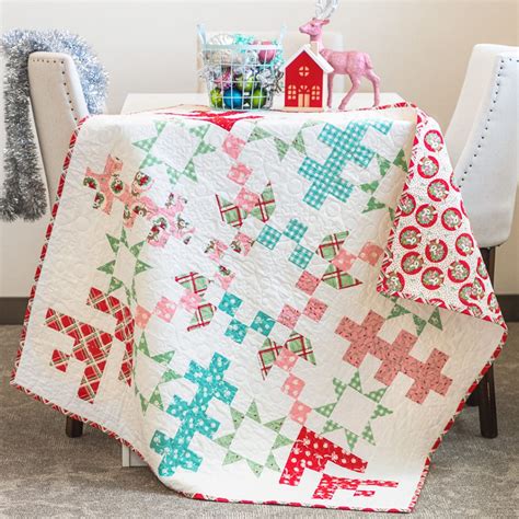 Kimberly Jolly sewed her Jelly Snowflake in Deer Christmas by Urban ...