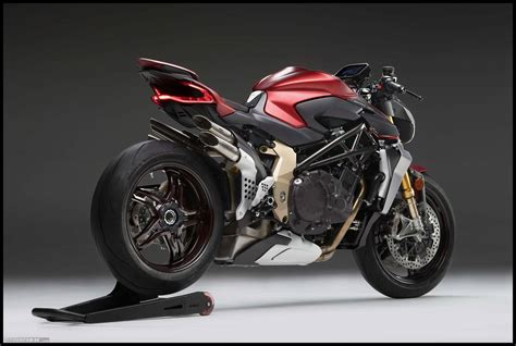 Spesifikasi MV AGUSTA Brutale Serie Oro Power Hingga HP Naked Bike Pakai Sayap