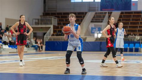 Historyczny dzień dla kobiecego koszalińskiego basketu Koszykarki