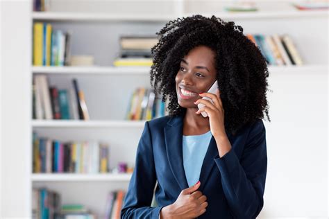 How to Become a Customer Service Advisor | Salary & Personal Qualities