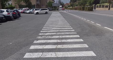 BUZÓN CIUDADANO Paso de peatones en mal estado en la plaza de toros