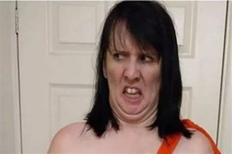 Mum Boldly Attempts To Recreate Model S Nude Photoshoot With Hilarious Results Irish Mirror