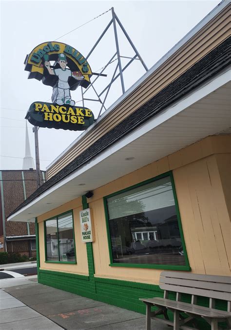 uncle bill's pancake house 3