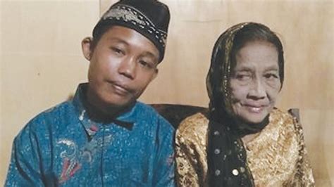 Pemuda Bawah Umur Yang Nikahi Nenek Usia 71 Tahun Diminta Lanjutkan