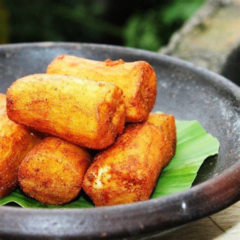 Singkong Goreng Deep Fried Cassava Or Yuca Root With Tender Flaky