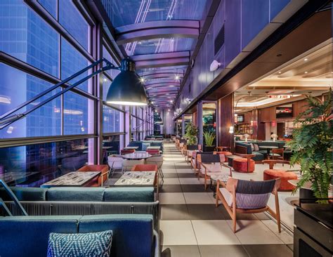 Times Square address values plummet as office vacancies hit record 13