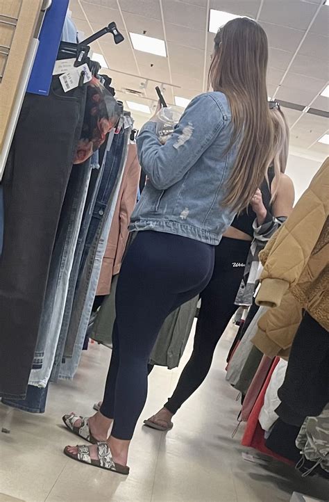 Ultimate Pawg Milf Spandex Leggings Yoga Pants Forum