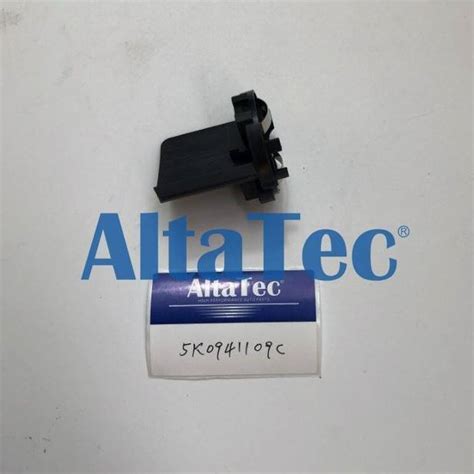 Auto Part Altatec Headlight Bulb Socket for 5K0941109c - China 5K0941109c