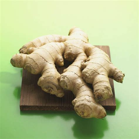 Download Fresh Ginger Root Vegetable High Angle Shot Wallpaper