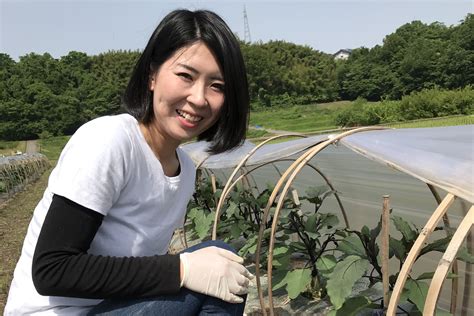 【農業女子インタビュー】若干23歳でゆず農園を継いだ彼女。「畑にいる時間が大好き」と話す一方、マルチな才能で叶えた夢とは 『あたらしい