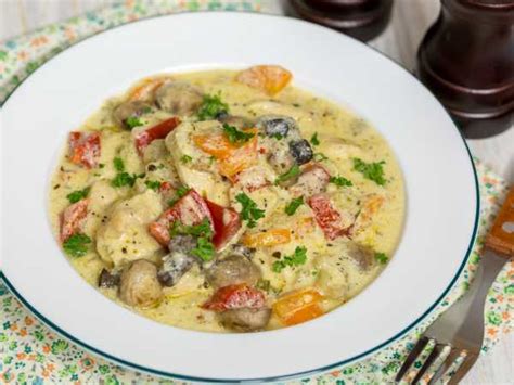 Фрикасе из курицы (классический рецепт) — рецепт с фото пошагово