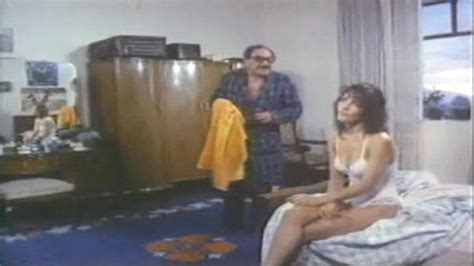 Naked Olivia Collins In La Lecher A