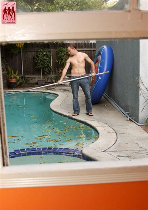 Shemale Fucks The Poolboy Porn Pictures XXX Photos Sex Images 3374951 PICTOA